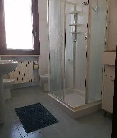 Casa Laghetto Feriehus *